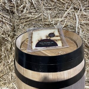 Sheep's cheese with black garlic
